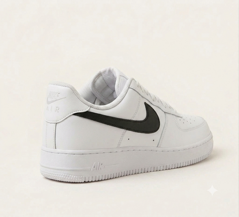 Nike Air Force 1 Low – White / Black